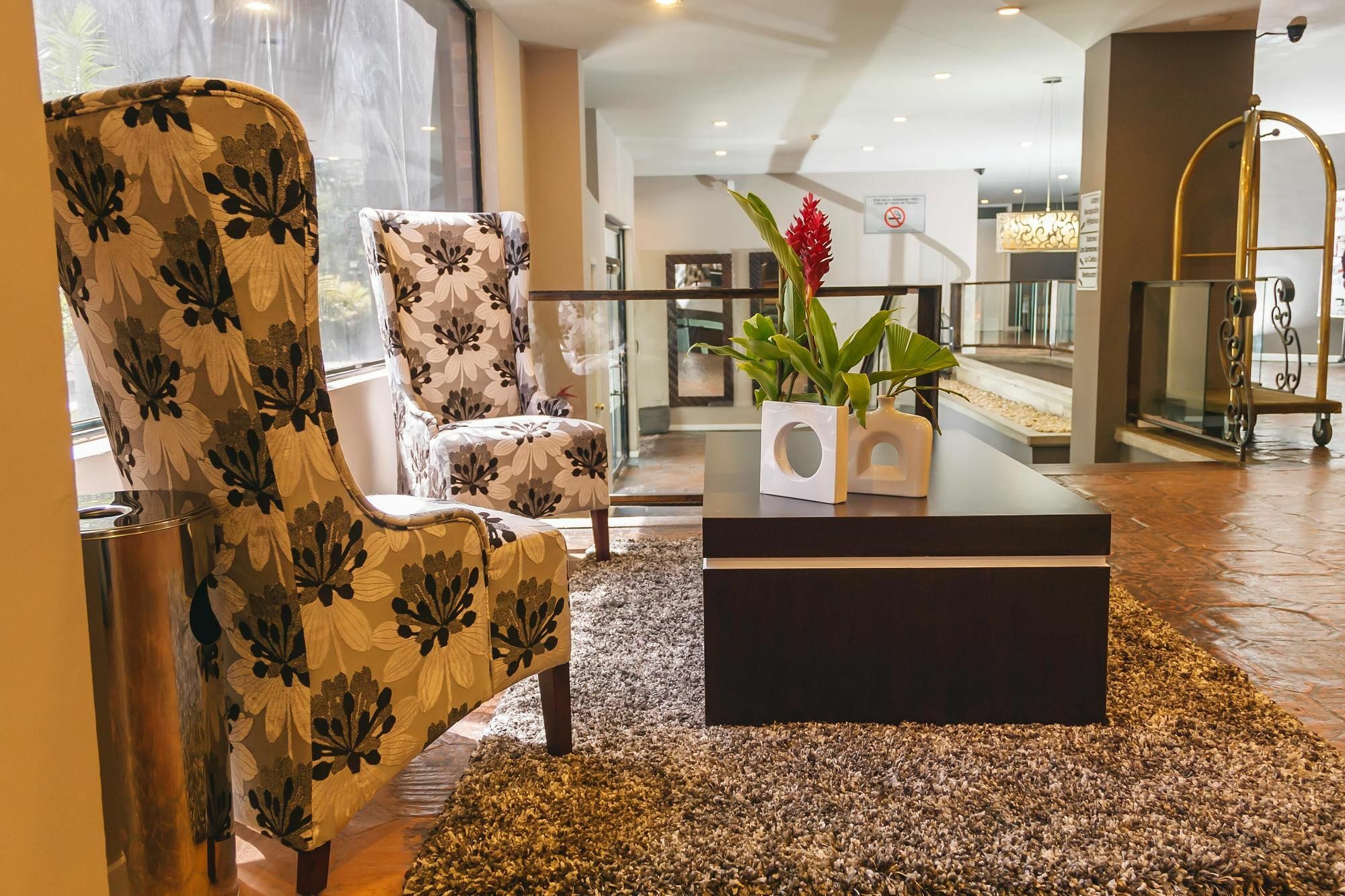 Guaparo Suites วาเลนเซีย ภายนอก รูปภาพ